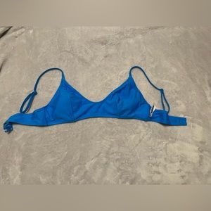 Women’s Scoop Bikini Top
